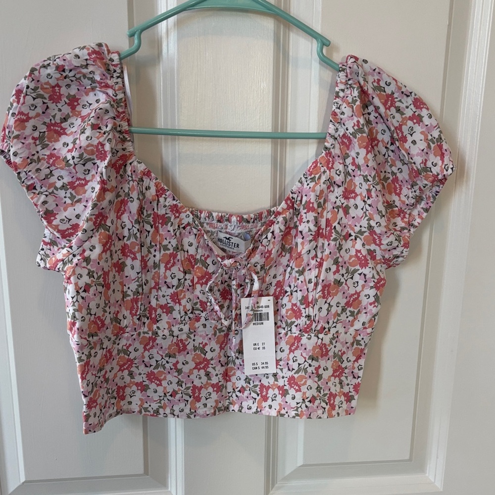 Hollister Pink Floral Puff Sleeve Blouse